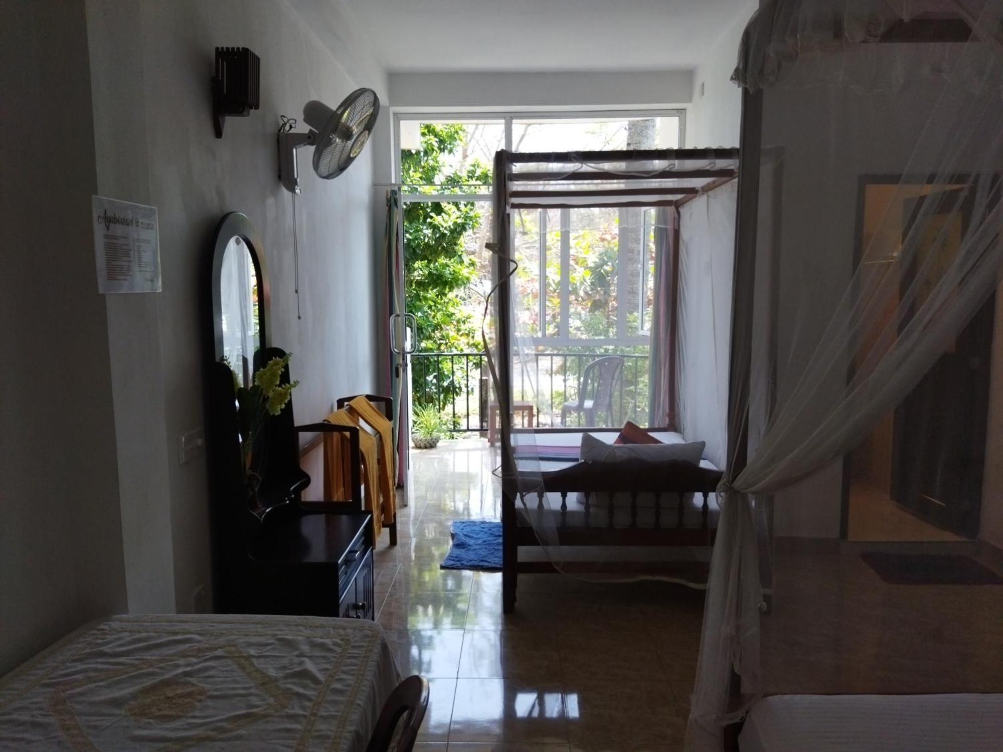 Rusara Guest Home 韦利格默 客房 照片