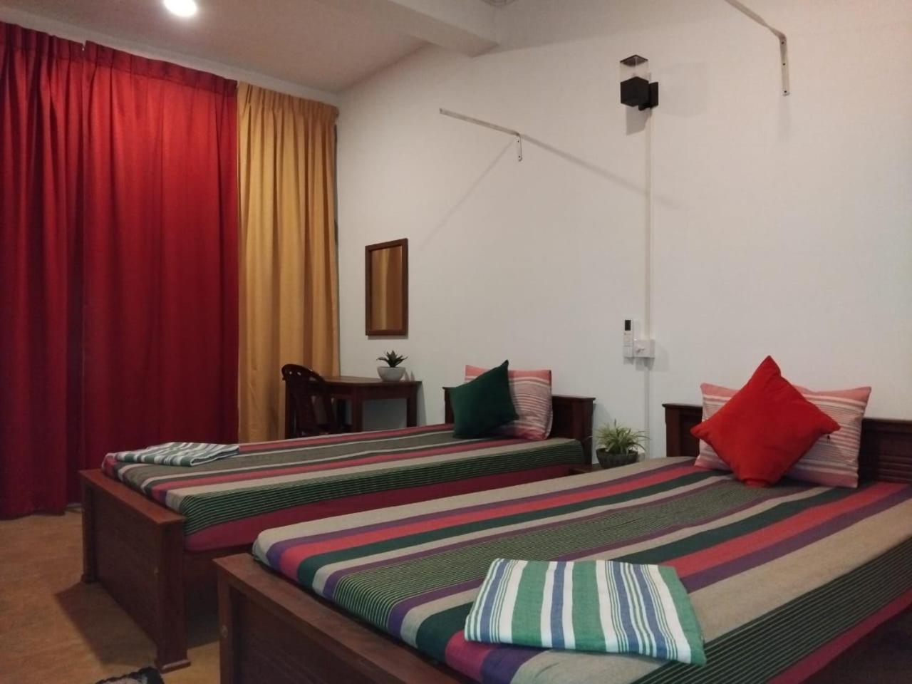 Rusara Guest Home 韦利格默 外观 照片